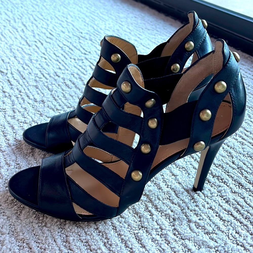 LEATHER boutique 9 shoes size 9